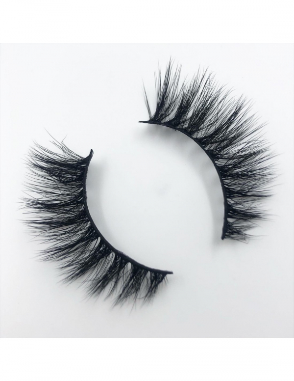 With Love Cosmetics Faux Mink Lashes ''TEASE''